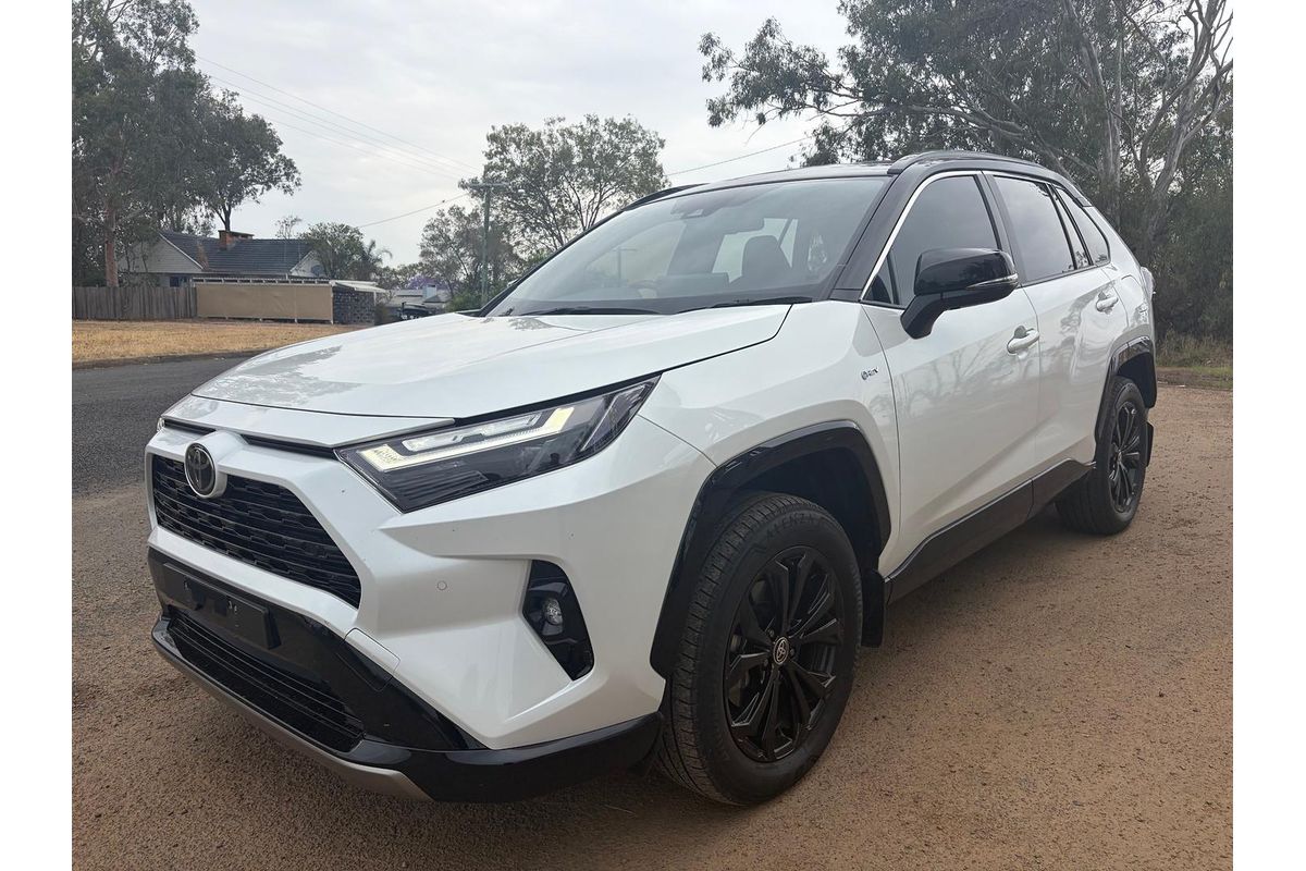 2025 Toyota RAV4 XSE AXAH54R
