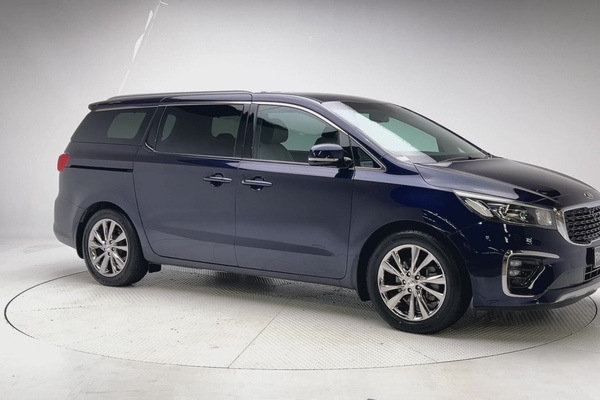 2018 Kia Carnival Platinum YP thumb-1