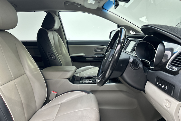 2018 Kia Carnival Platinum YP thumb-12