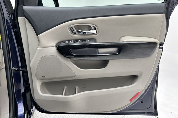 2018 Kia Carnival Platinum YP thumb-18