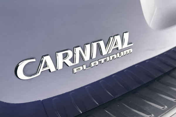 2018 Kia Carnival Platinum YP thumb-21