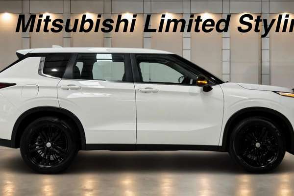 2024 Mitsubishi Outlander ES ZM
