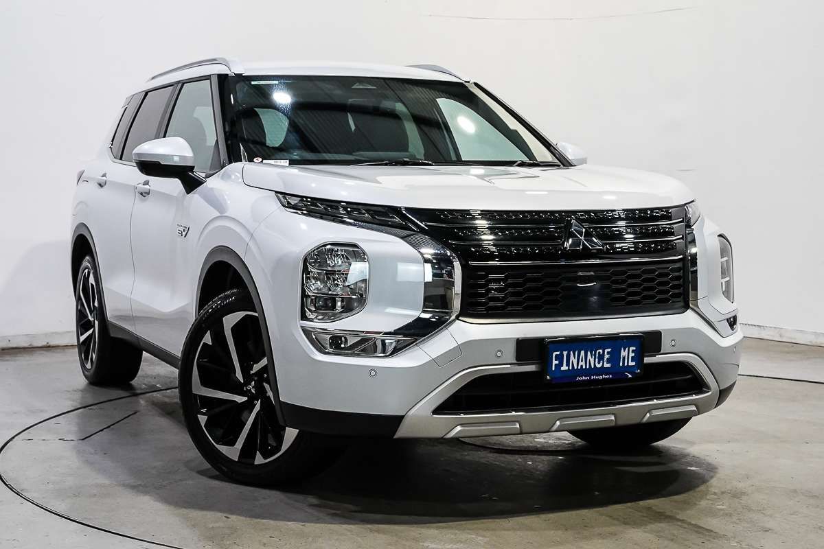 2024 Mitsubishi Outlander PHEV Aspire ZM
