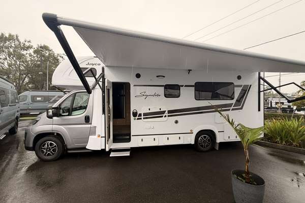 2026 Jayco SIGNATURE MOTORHOME FA.25-3.SG-MY26