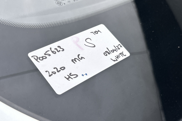 2020 MG HS Essence SAS23 thumb-23