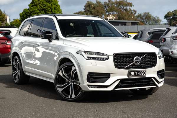 2021 Volvo XC90 T6 R-Design