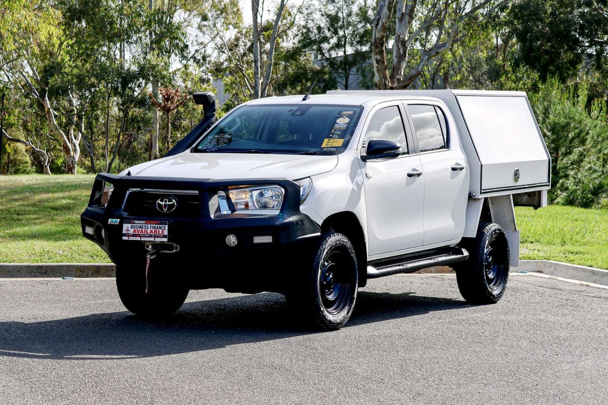 2019 Toyota Hilux SR GUN126R 4X4 image 5