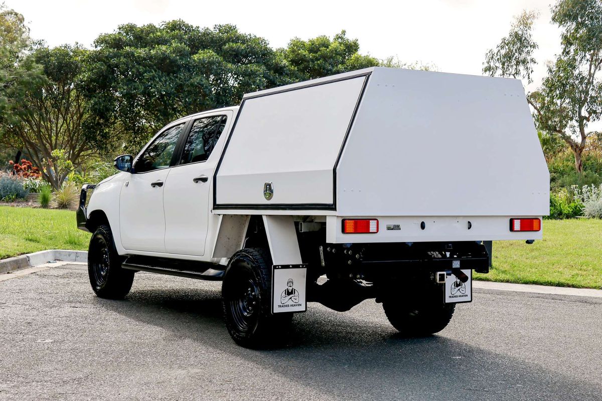 2019 Toyota Hilux SR GUN126R 4X4 image 8