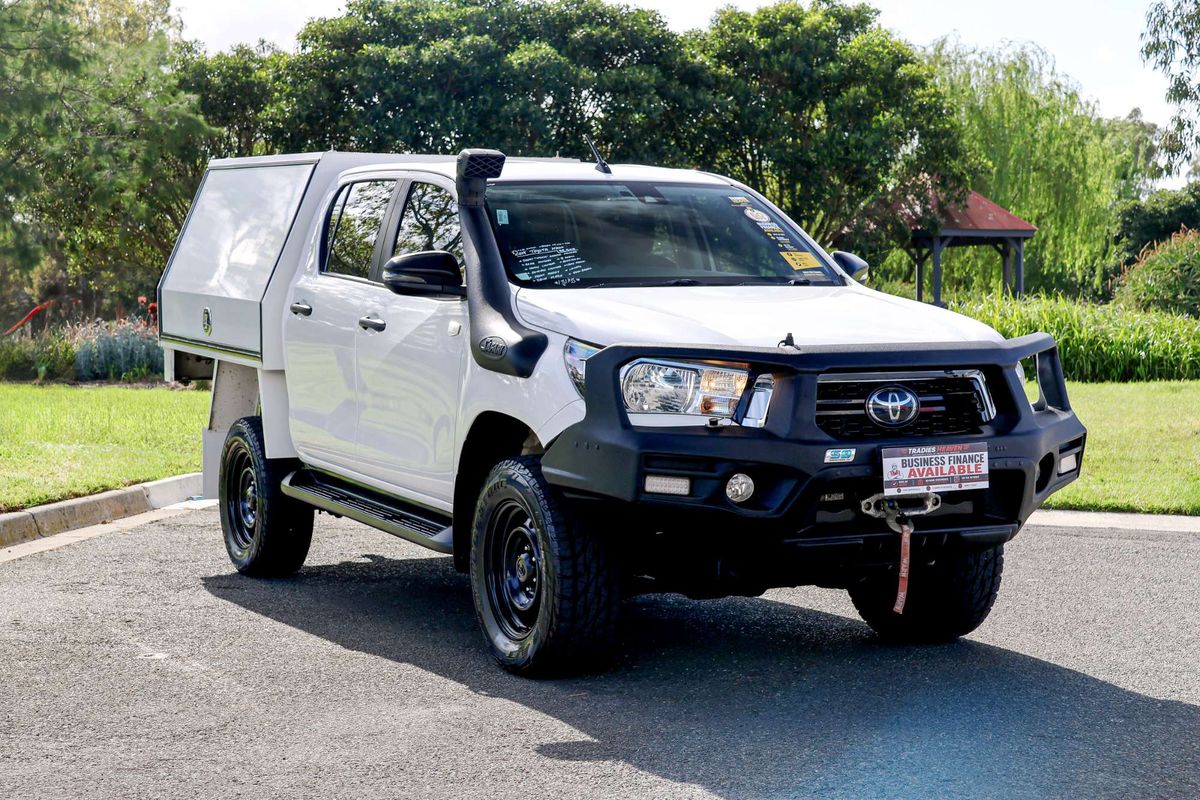 2019 Toyota Hilux SR GUN126R 4X4 image 13