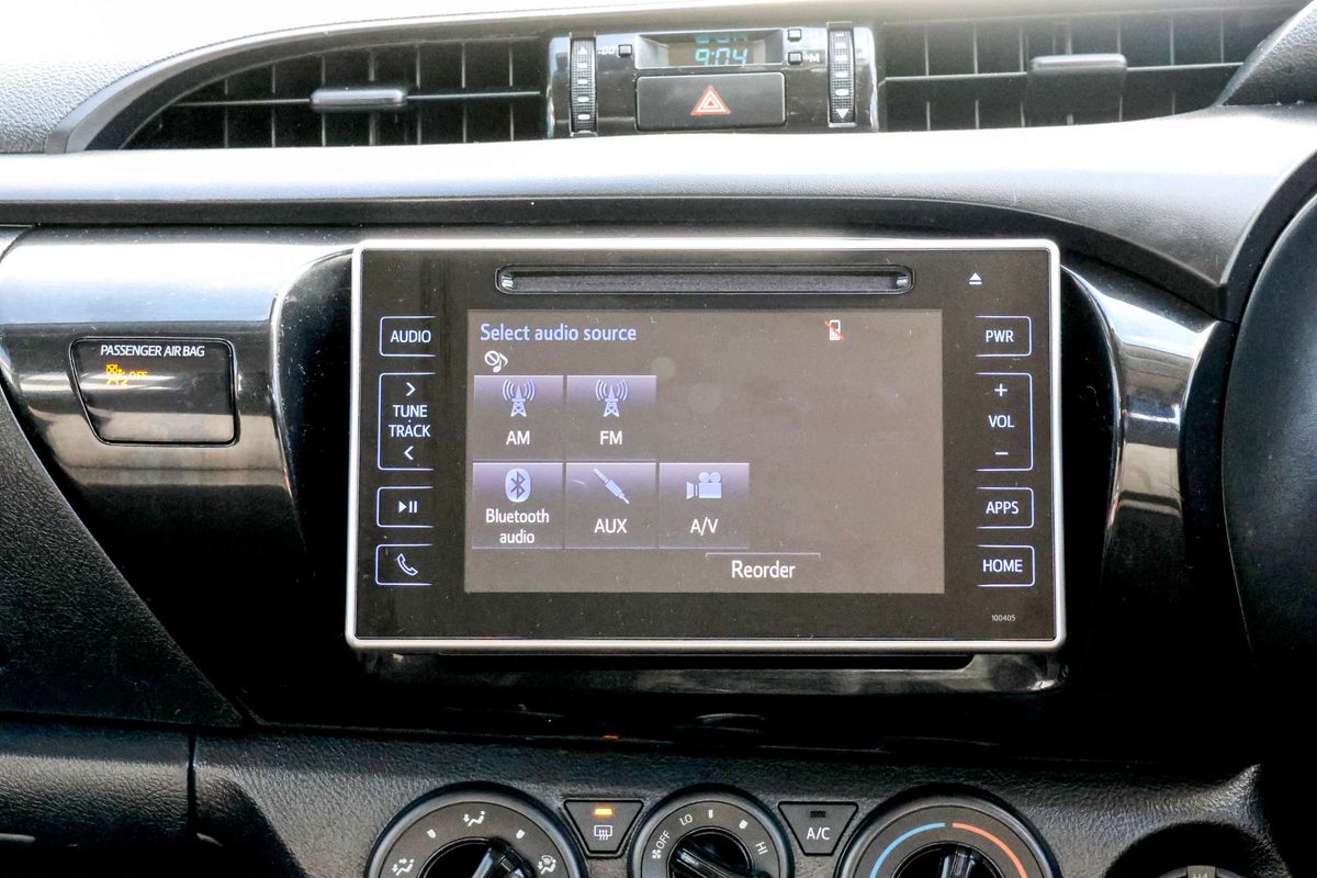 2019 Toyota Hilux SR GUN126R 4X4 image 20