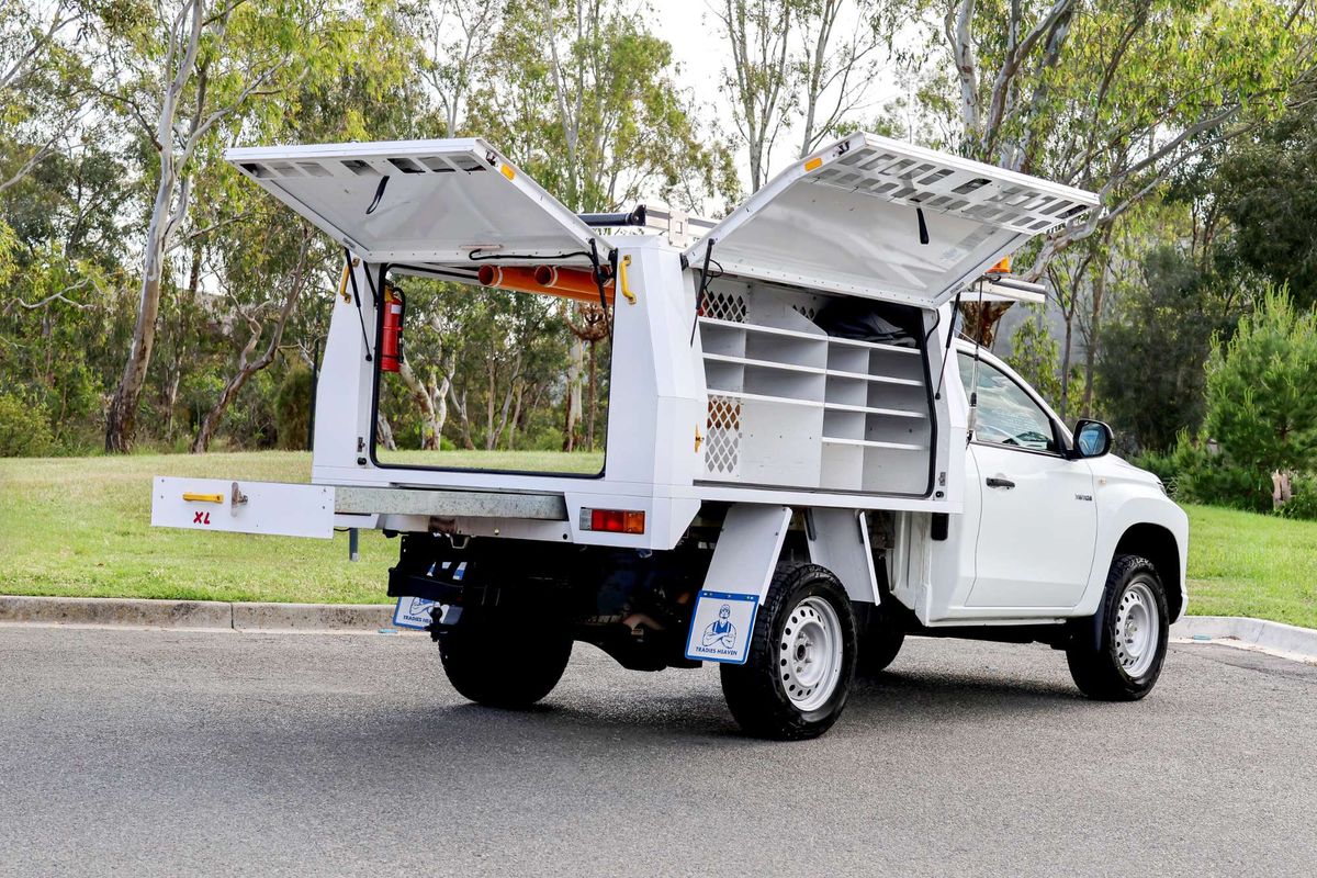 2020 Mitsubishi Triton GLX MR 4X4 image 12
