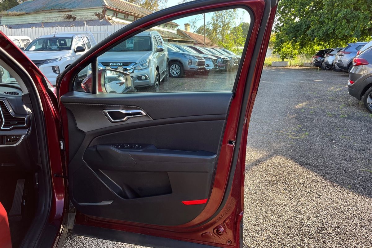 2024 Kia Sportage S NQ5