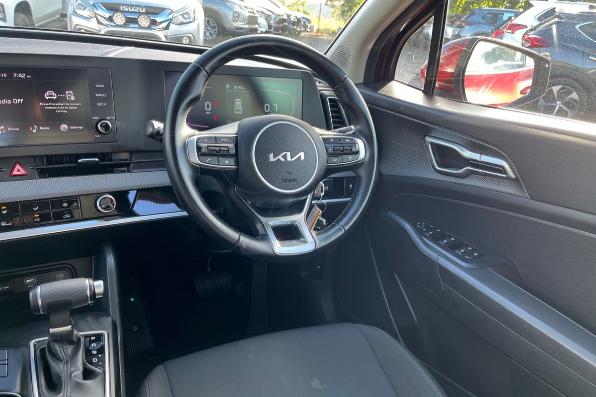 2024 Kia Sportage S NQ5