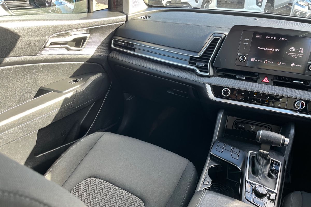 2024 Kia Sportage S NQ5