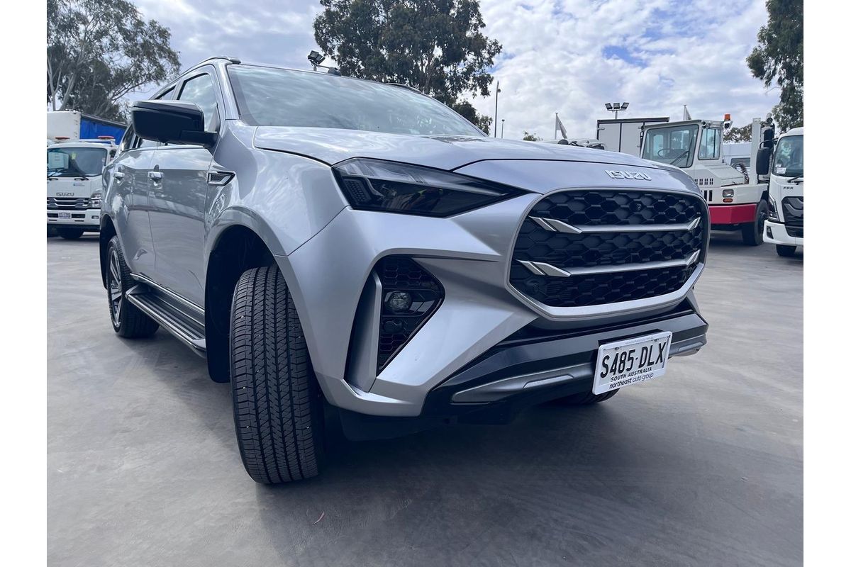 2025 Isuzu MU-X LS-T