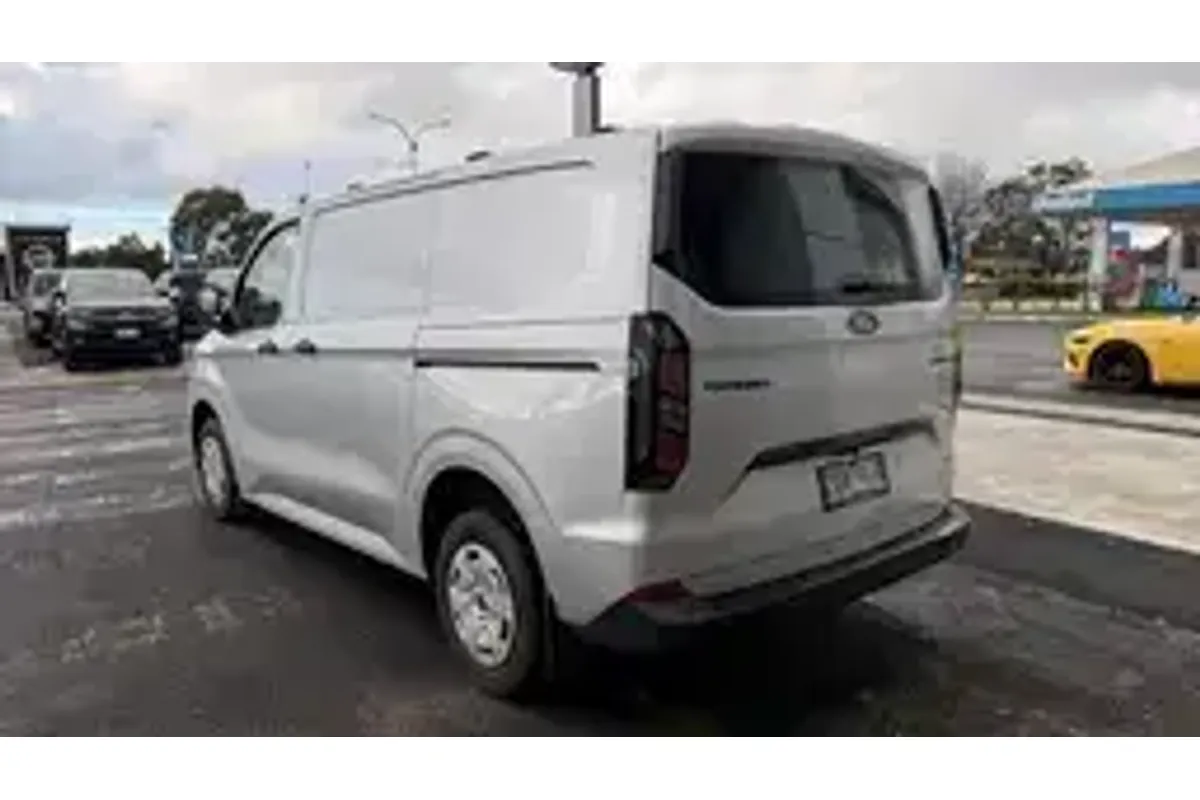 2024 Ford Transit Custom Sport SWB AV SWB Low Roof image 5