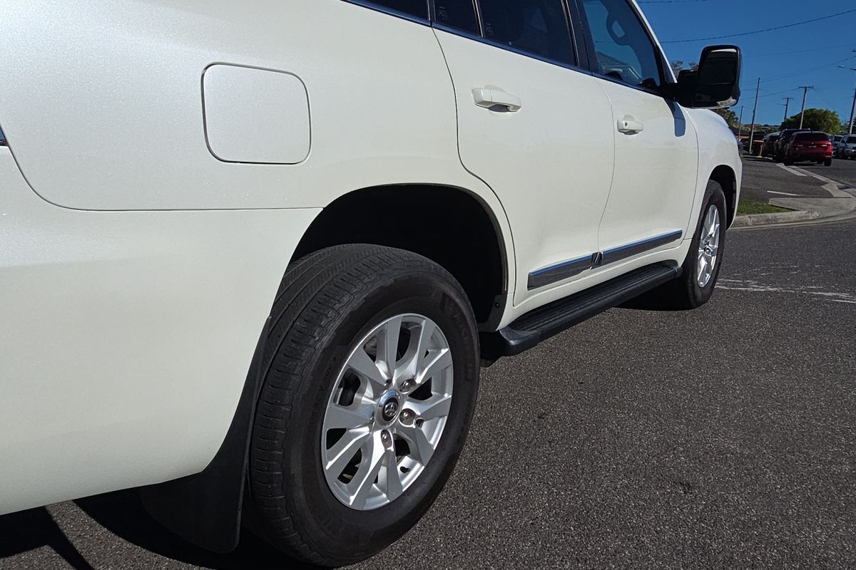 2018 Toyota Landcruiser Sahara VDJ200R