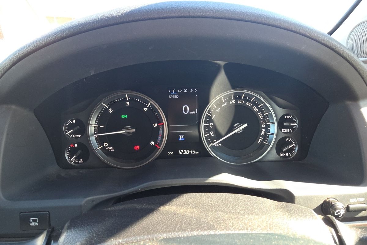 2018 Toyota Landcruiser Sahara VDJ200R