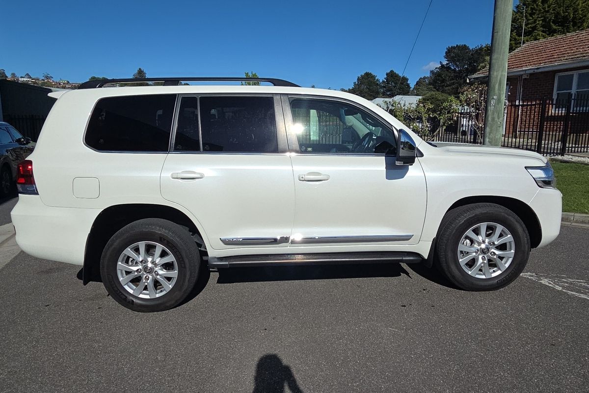 2018 Toyota Landcruiser Sahara VDJ200R