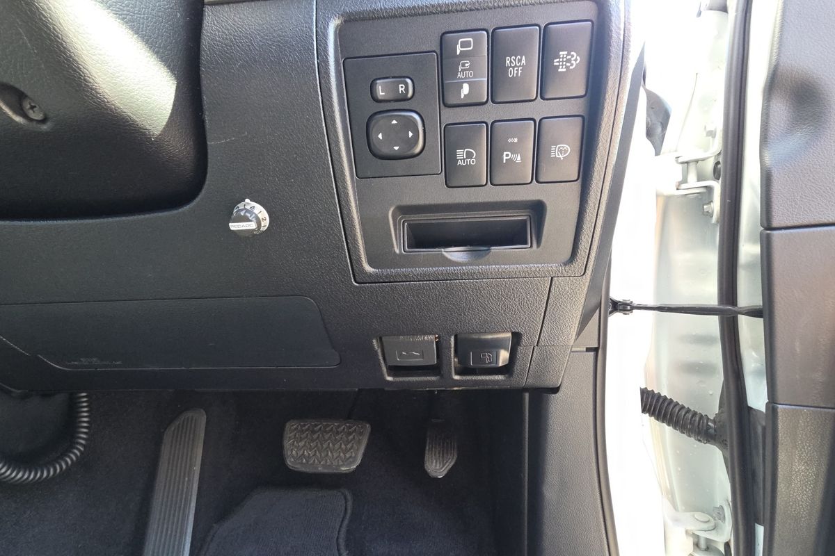 2018 Toyota Landcruiser Sahara VDJ200R