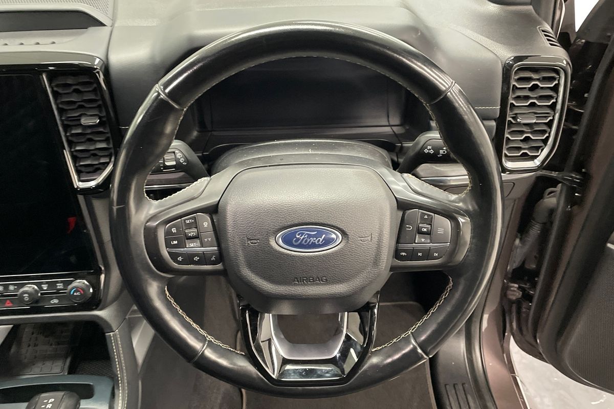 2022 Ford Everest Platinum 3.0L