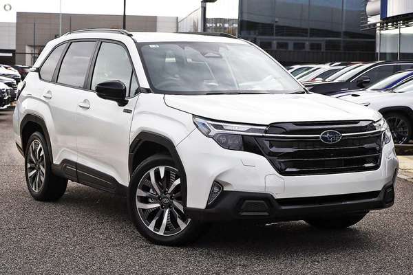 2025 Subaru Forester Hybrid Touring S6