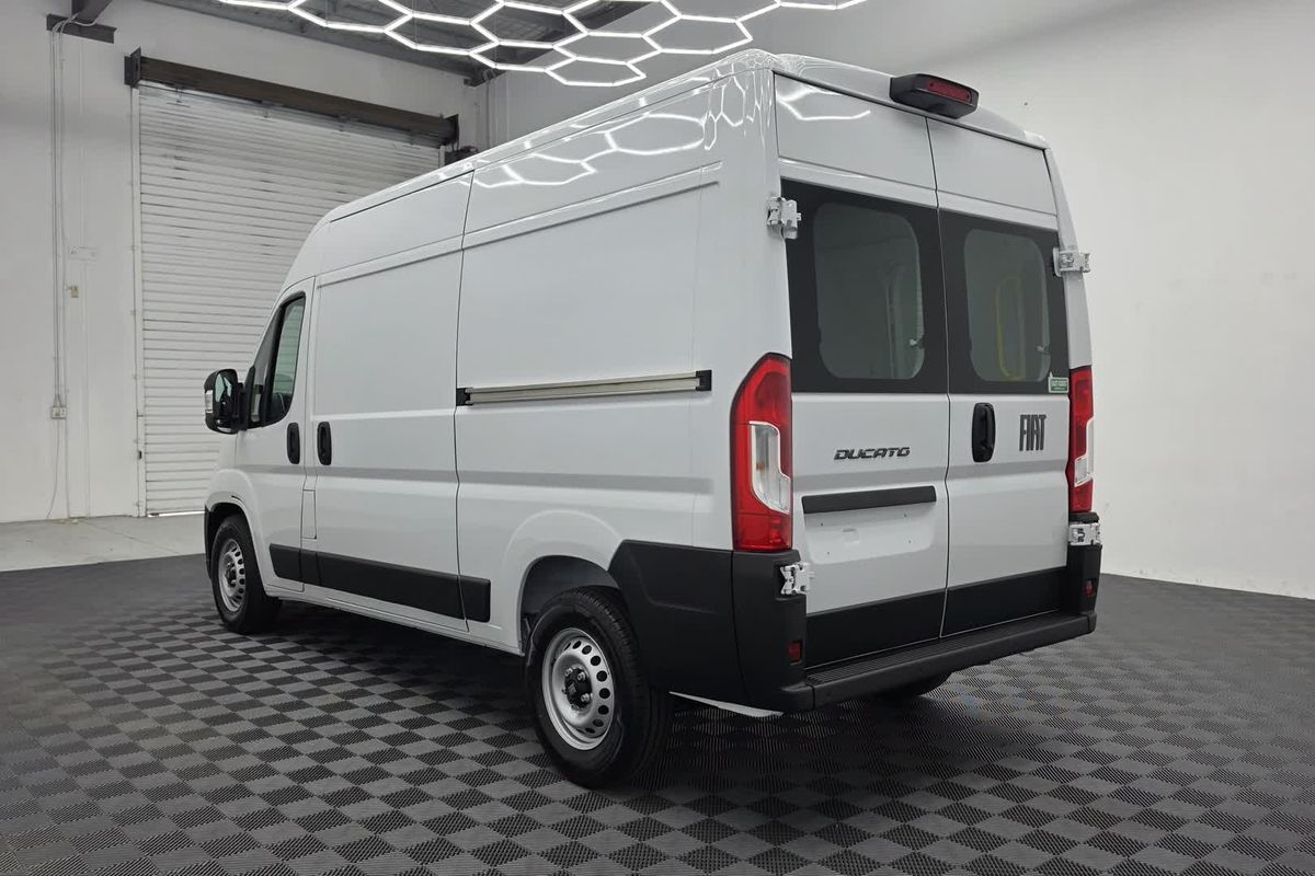 2026 Fiat Ducato Series 2 MWB Mid Roof