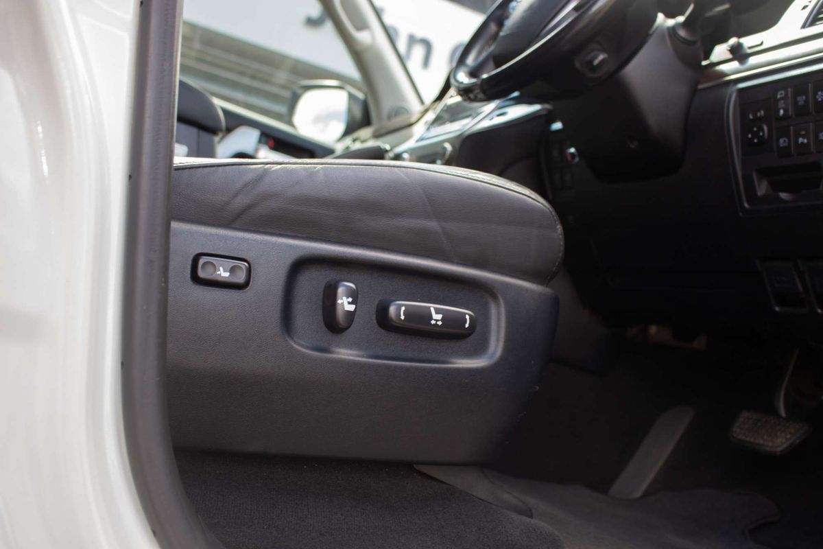 2021 Toyota Landcruiser Sahara VDJ200R