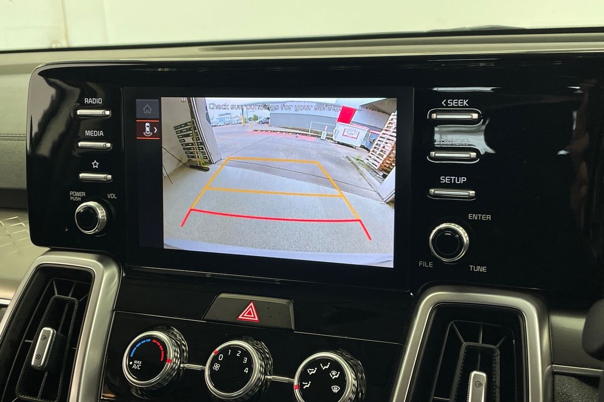 2023 Kia Sorento S MQ4