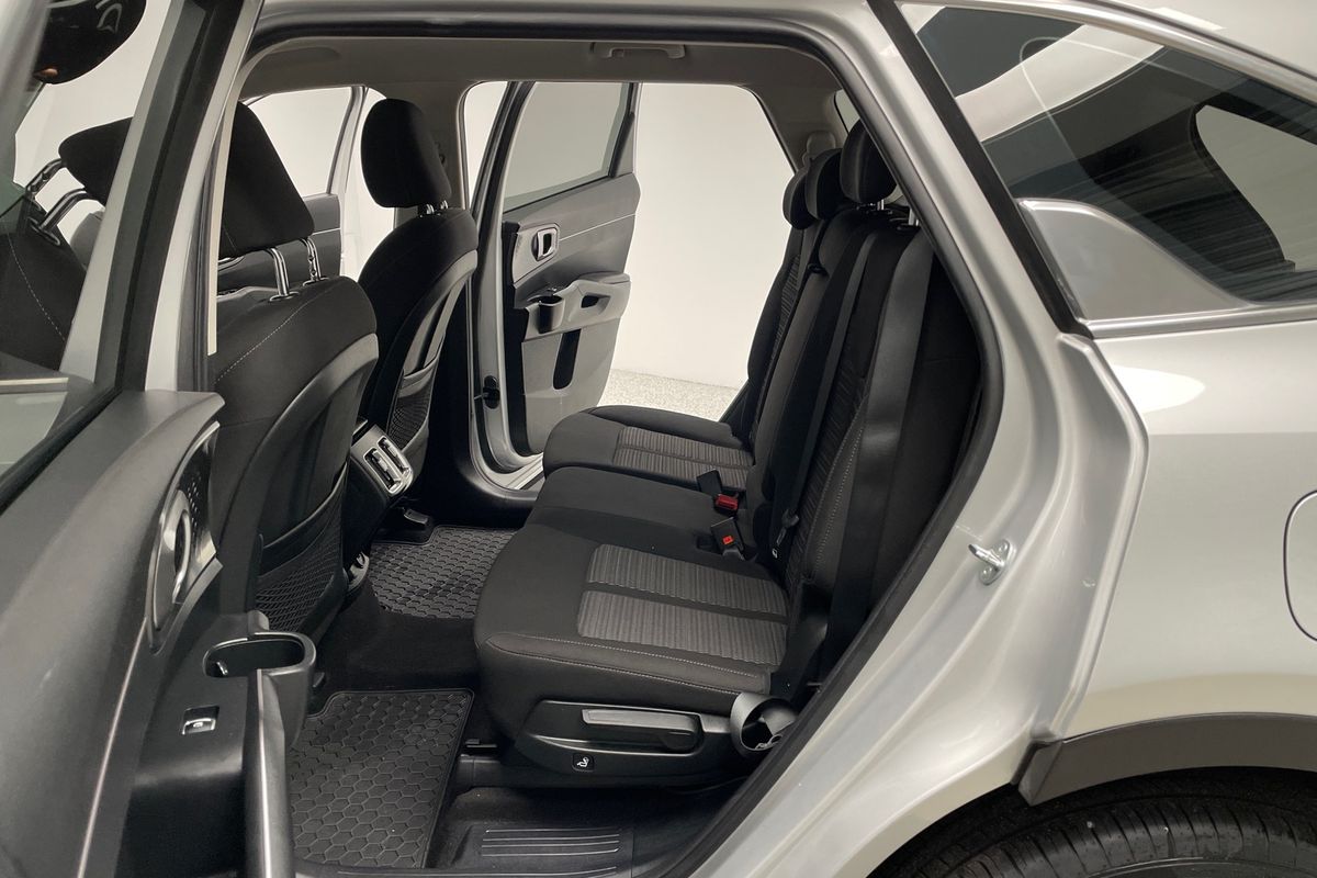 2023 Kia Sorento S MQ4