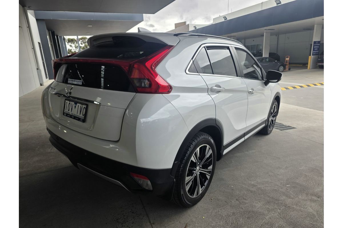 2018 Mitsubishi Eclipse Cross LS YA image 7