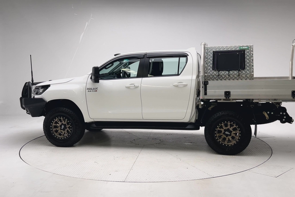 2024 Toyota Hilux SR GUN126R 4X4 thumb-7