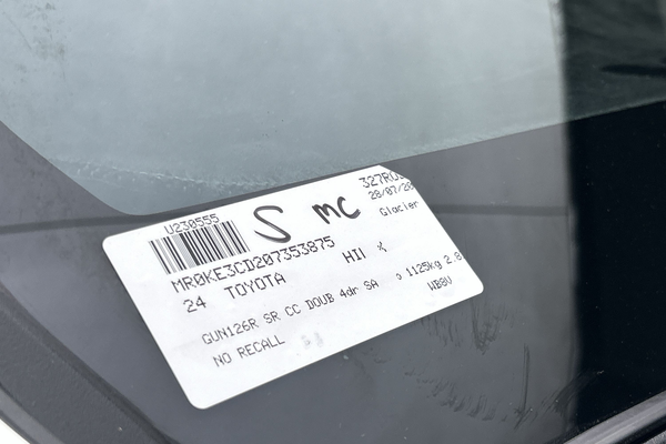 2024 Toyota Hilux SR GUN126R 4X4 thumb-23