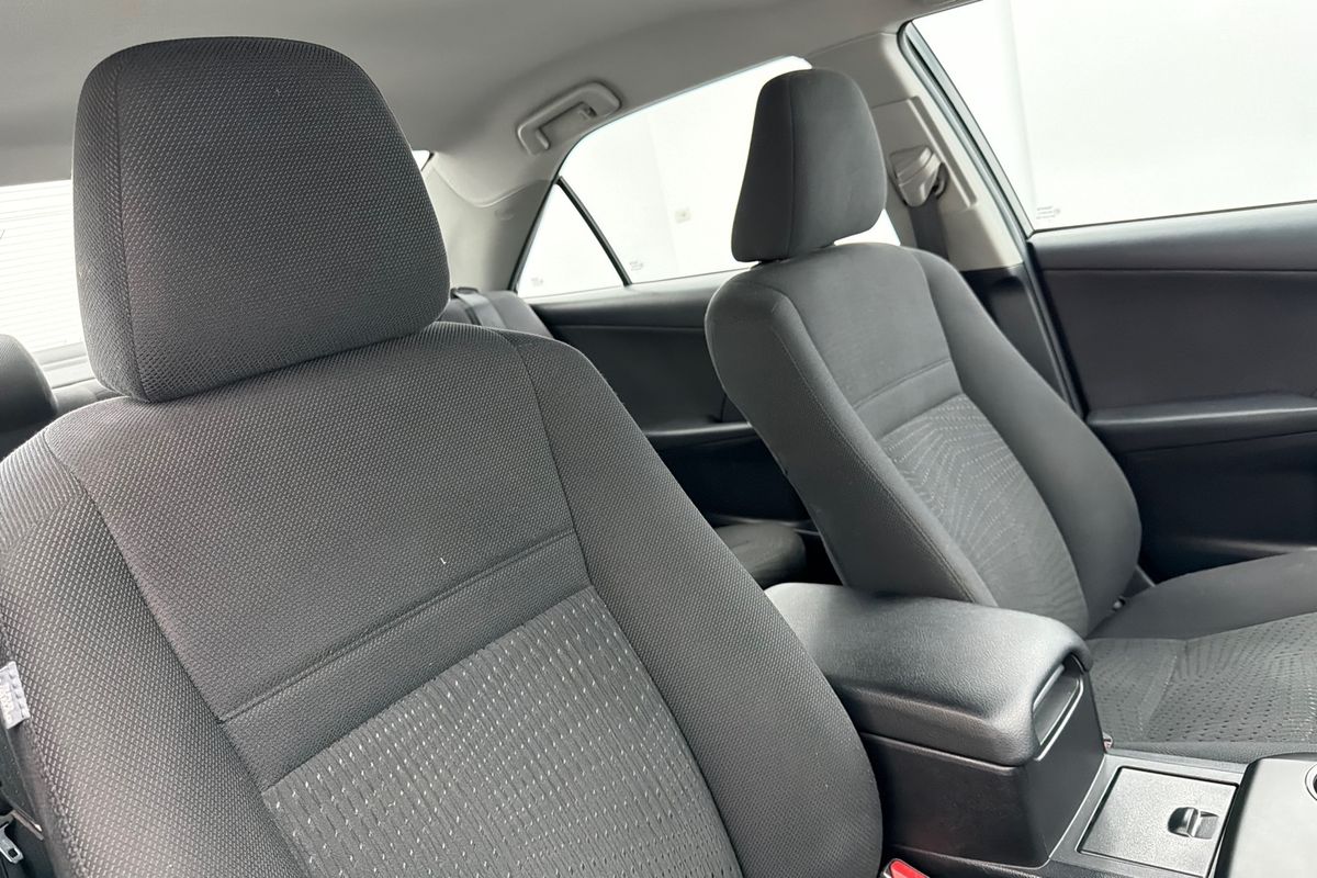 2015 Toyota Camry Atara S ASV50R