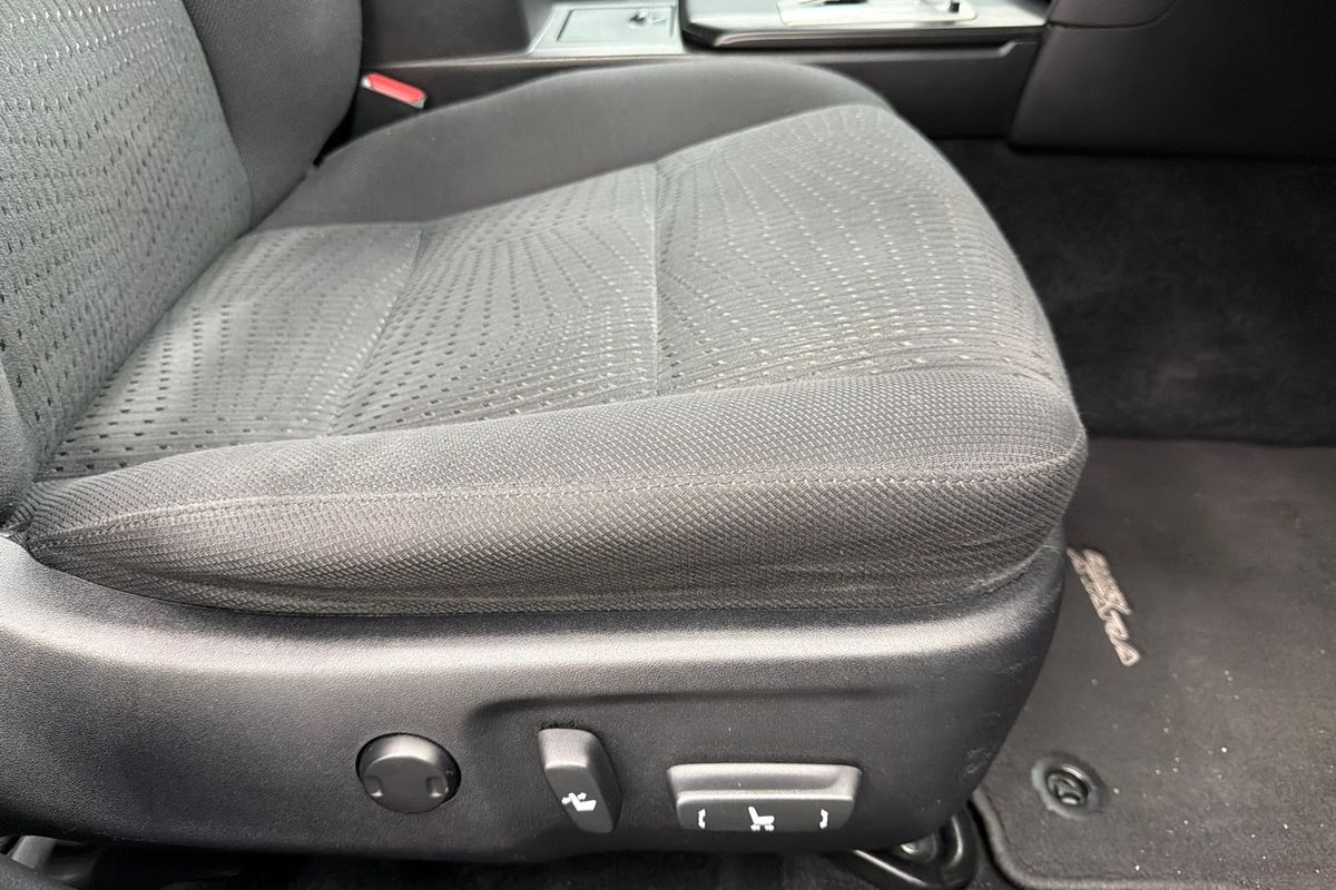 2015 Toyota Camry Atara S ASV50R