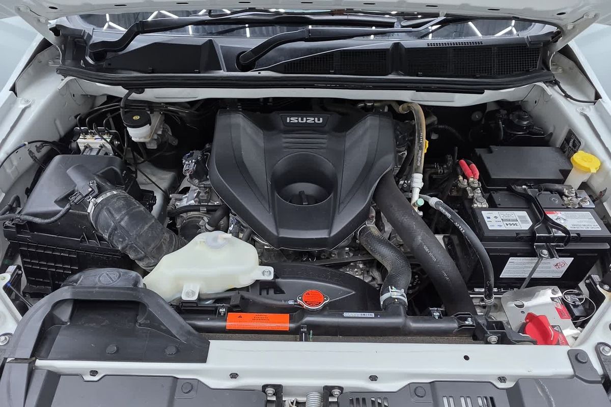 2023 Isuzu D-MAX SX 4X4