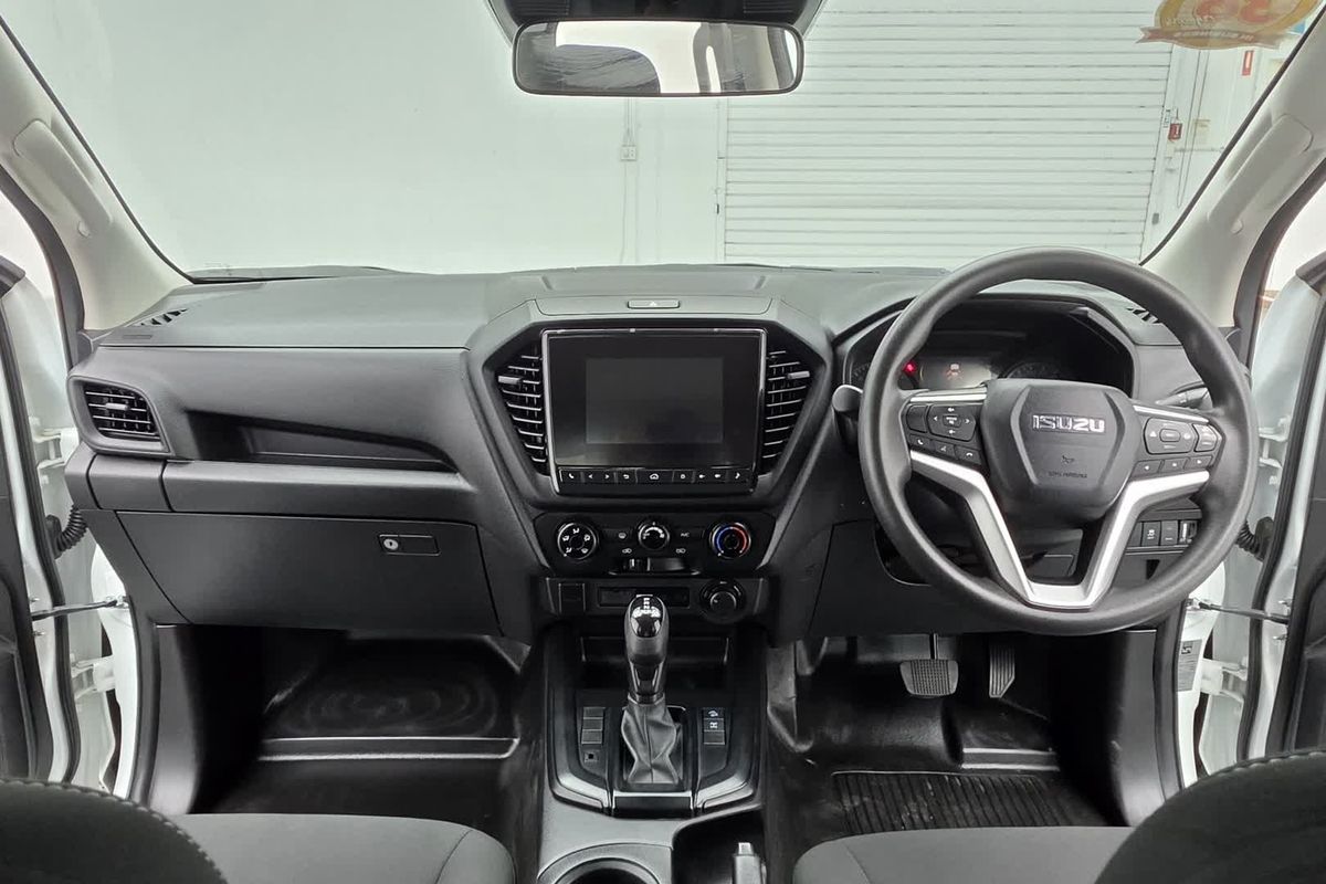 2023 Isuzu D-MAX SX 4X4