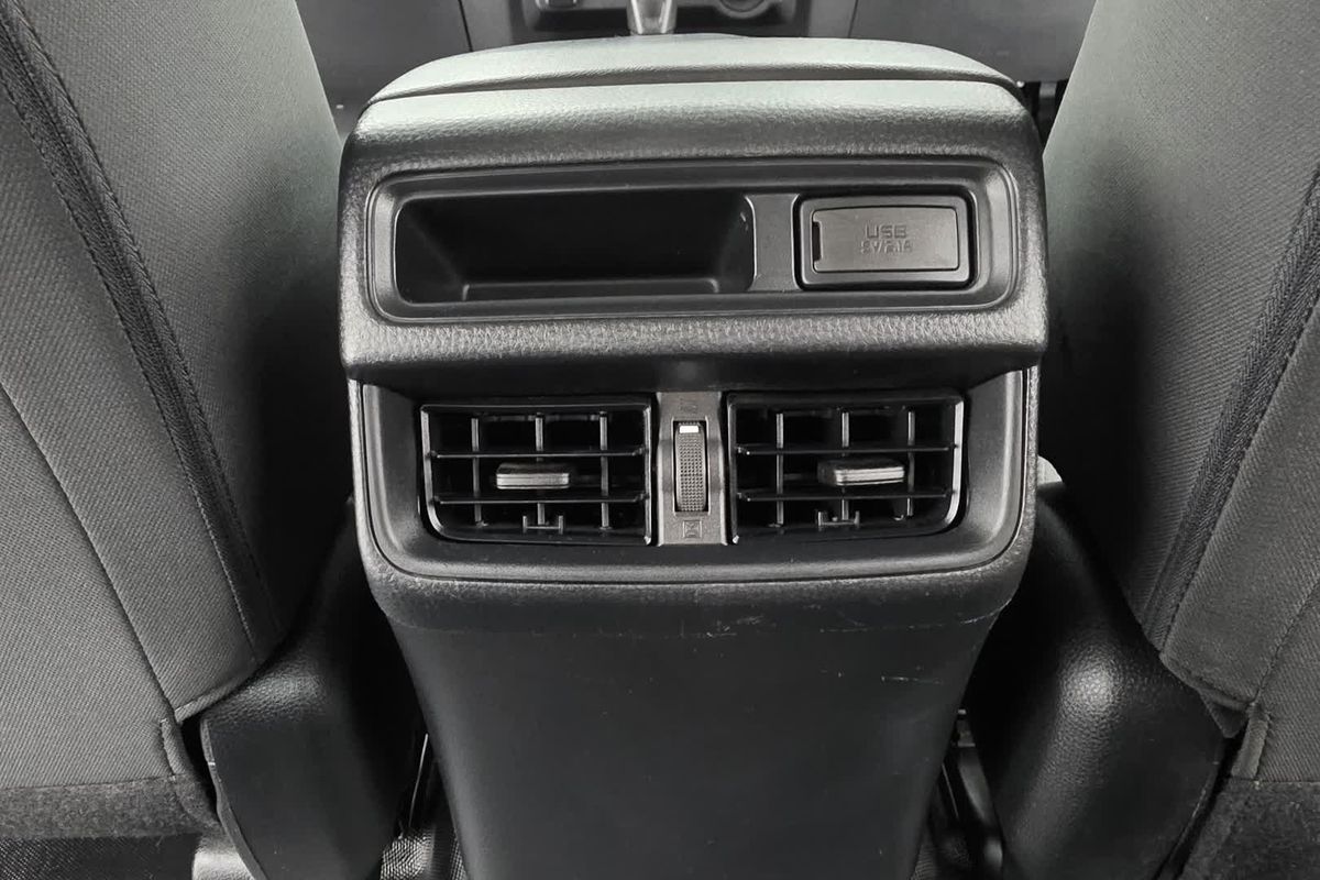 2023 Isuzu D-MAX SX 4X4