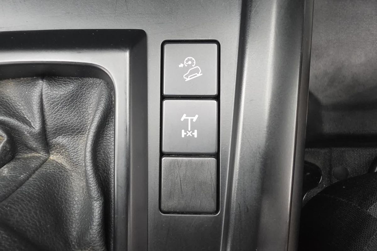 2023 Isuzu D-MAX SX 4X4