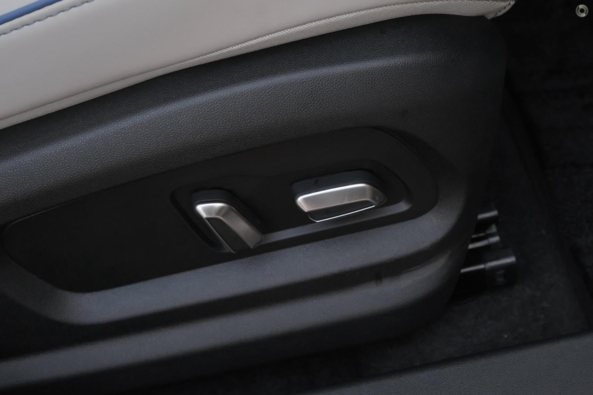 2026 OMODA JAECOO J5 EV Summit