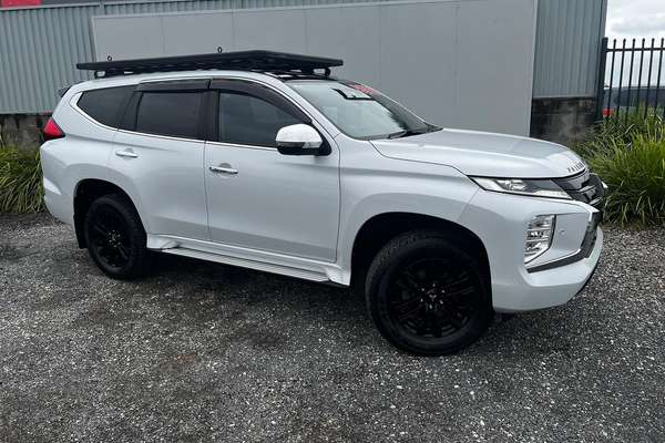 2023 Mitsubishi Pajero Sport GSR QF