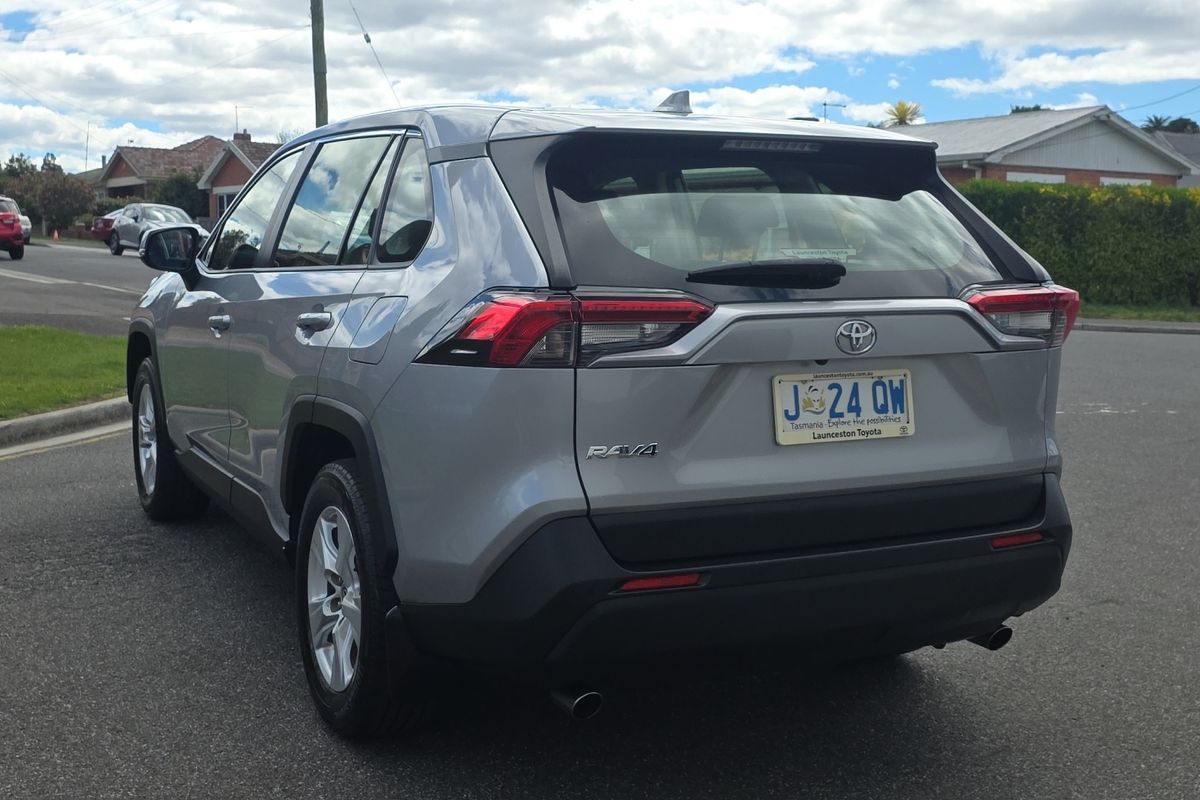 2021 Toyota RAV4 GX MXAA52R