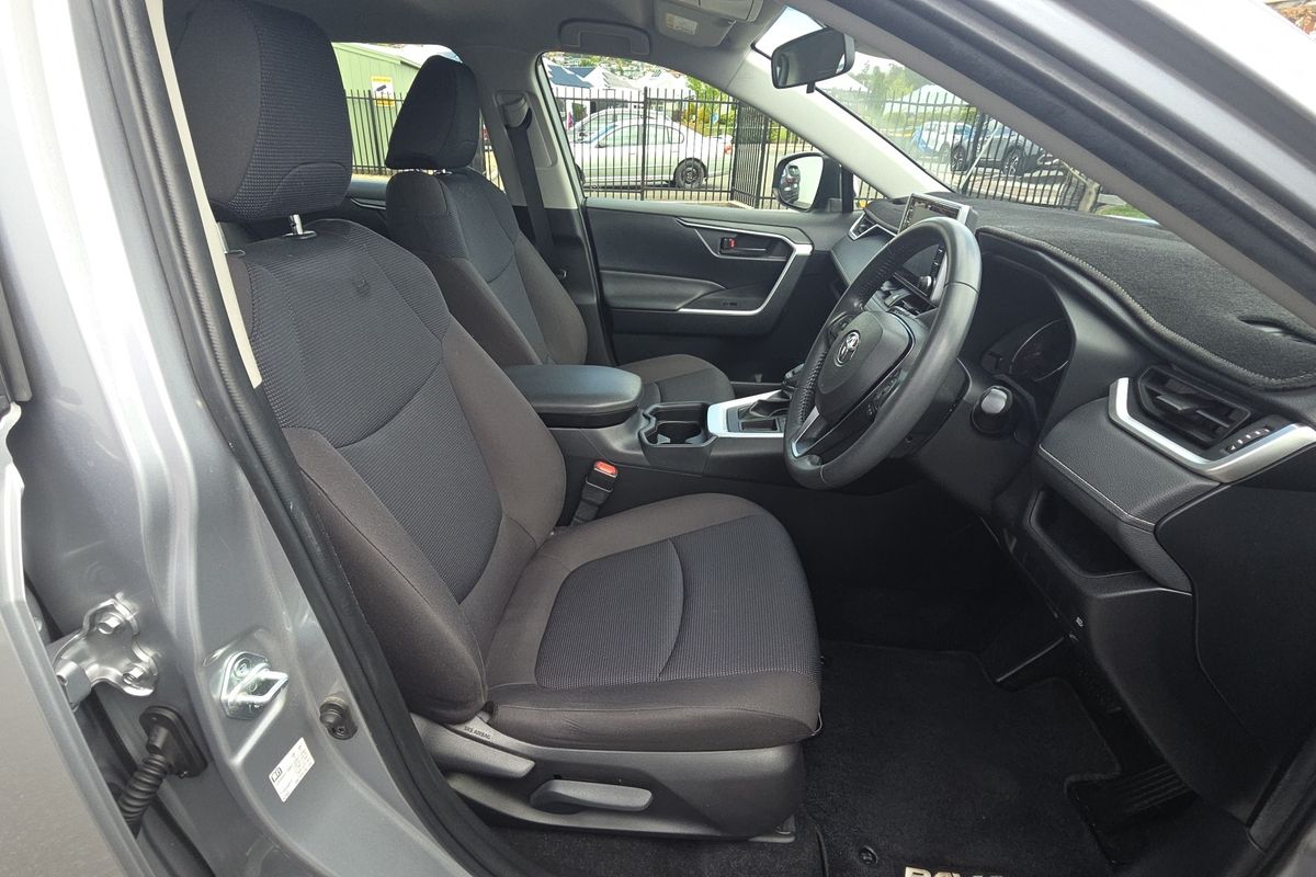 2021 Toyota RAV4 GX MXAA52R