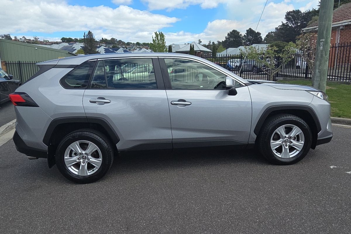 2021 Toyota RAV4 GX MXAA52R
