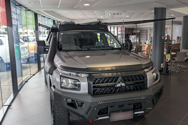 2025 Mitsubishi Triton GLX+ MV 4X4 thumb-0