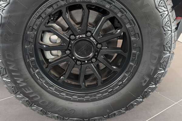 2025 Mitsubishi Triton GLX+ MV 4X4 thumb-3