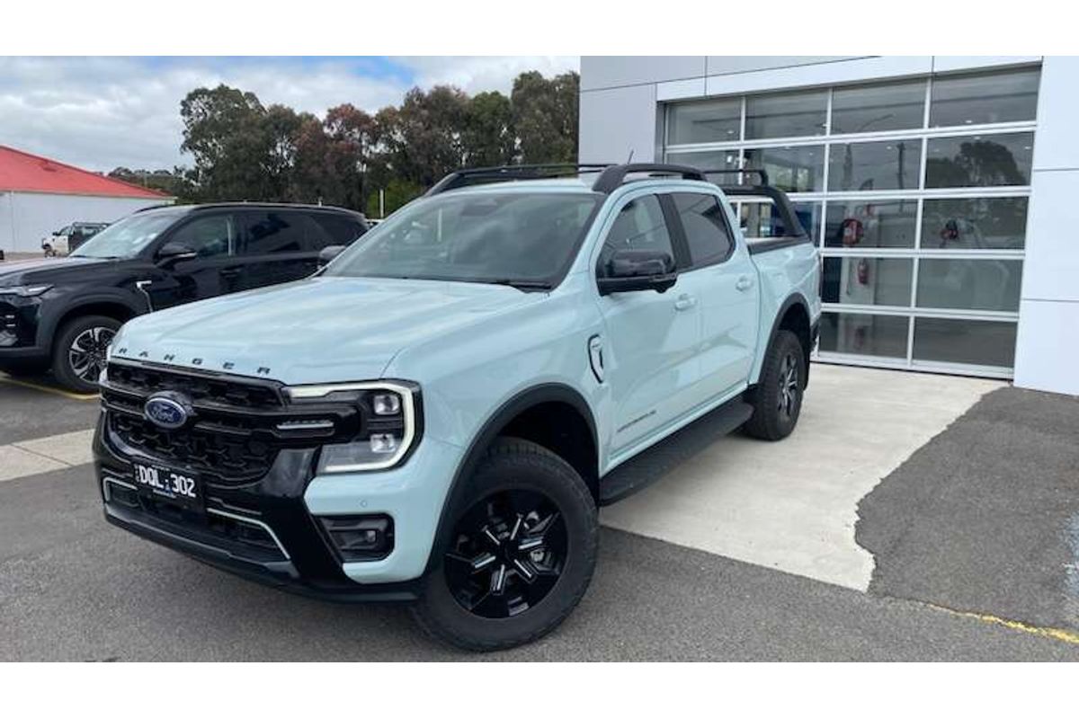 2025 Ford Ranger PHEV Stormtrak 4X4 2.3L