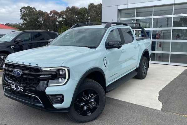 2025 Ford Ranger PHEV Stormtrak 4X4 2.3L