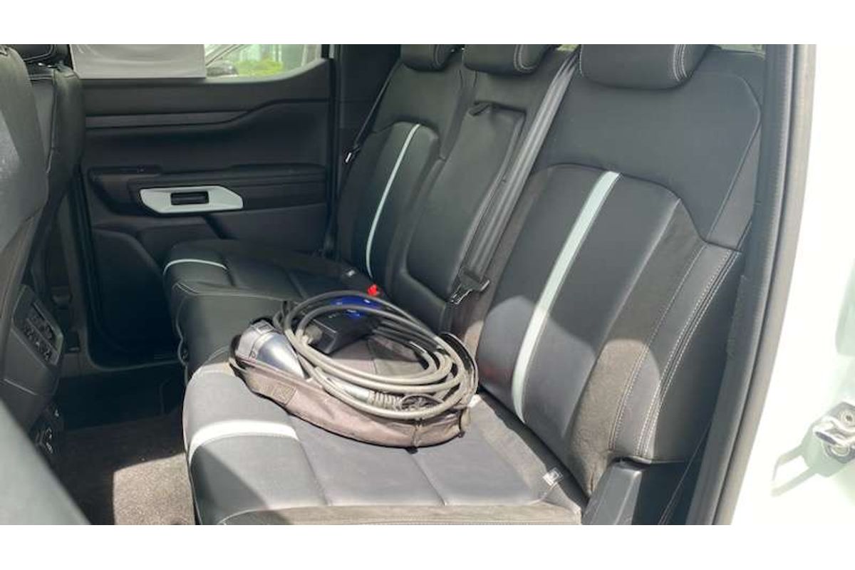 2025 Ford Ranger PHEV Stormtrak 4X4 2.3L image 12