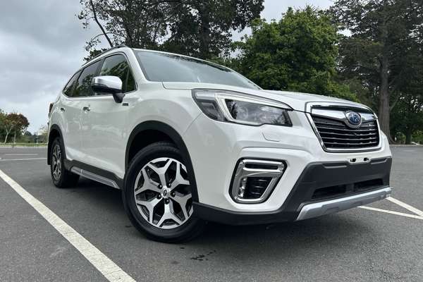 2022 Subaru Forester Hybrid L S5